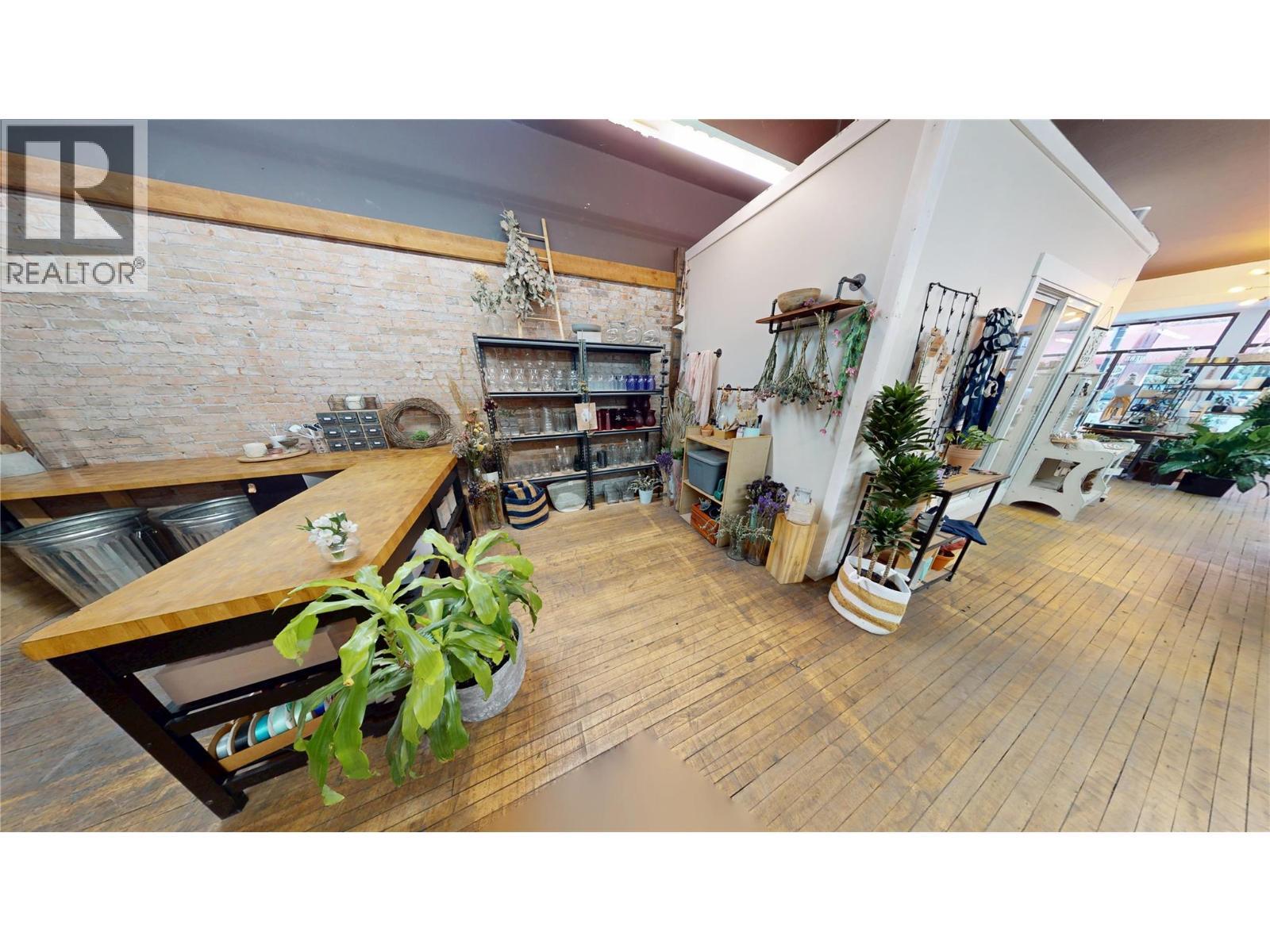 421C 2Nd Avenue, Fernie, BC