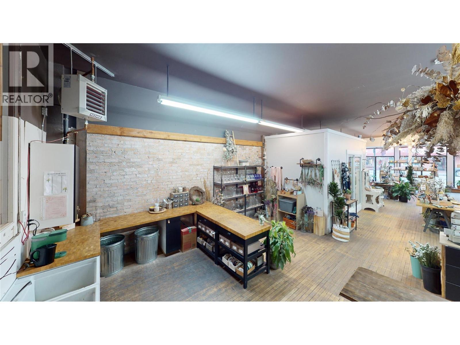 421C 2Nd Avenue, Fernie, BC