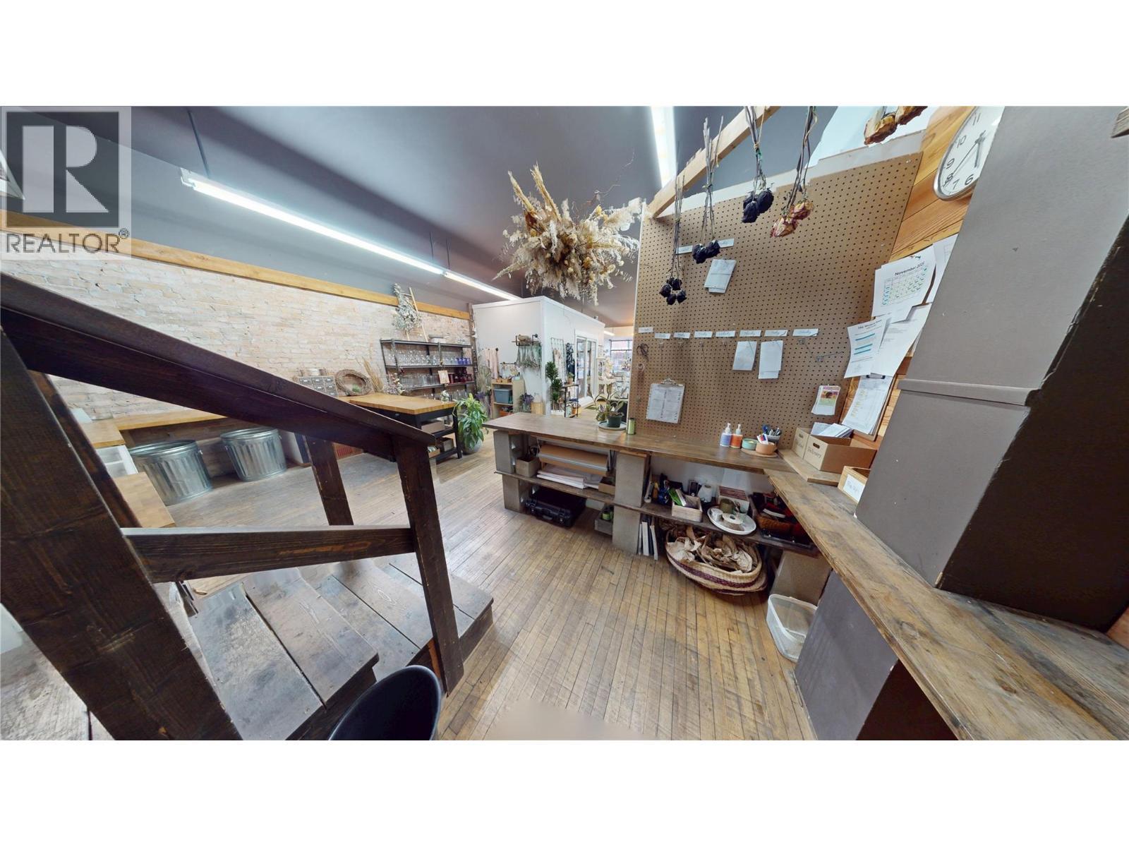 421C 2Nd Avenue, Fernie, BC