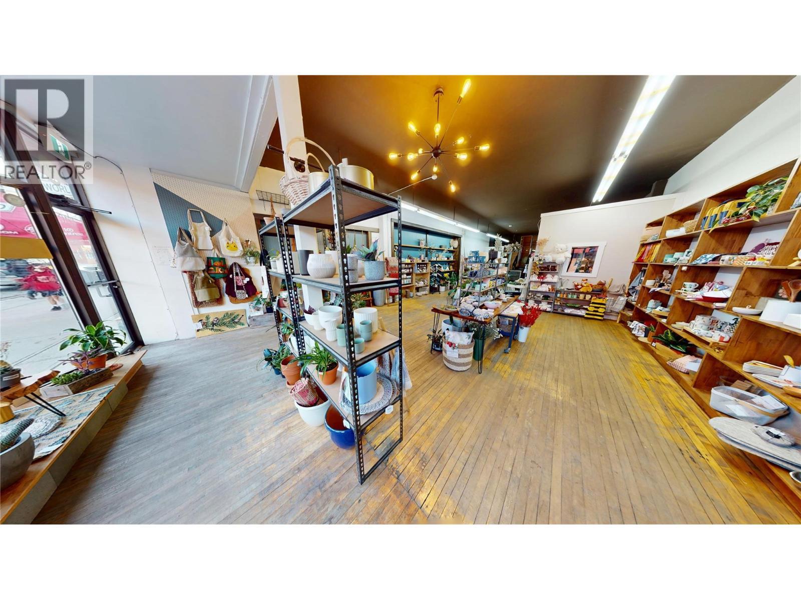 421C 2Nd Avenue, Fernie, BC