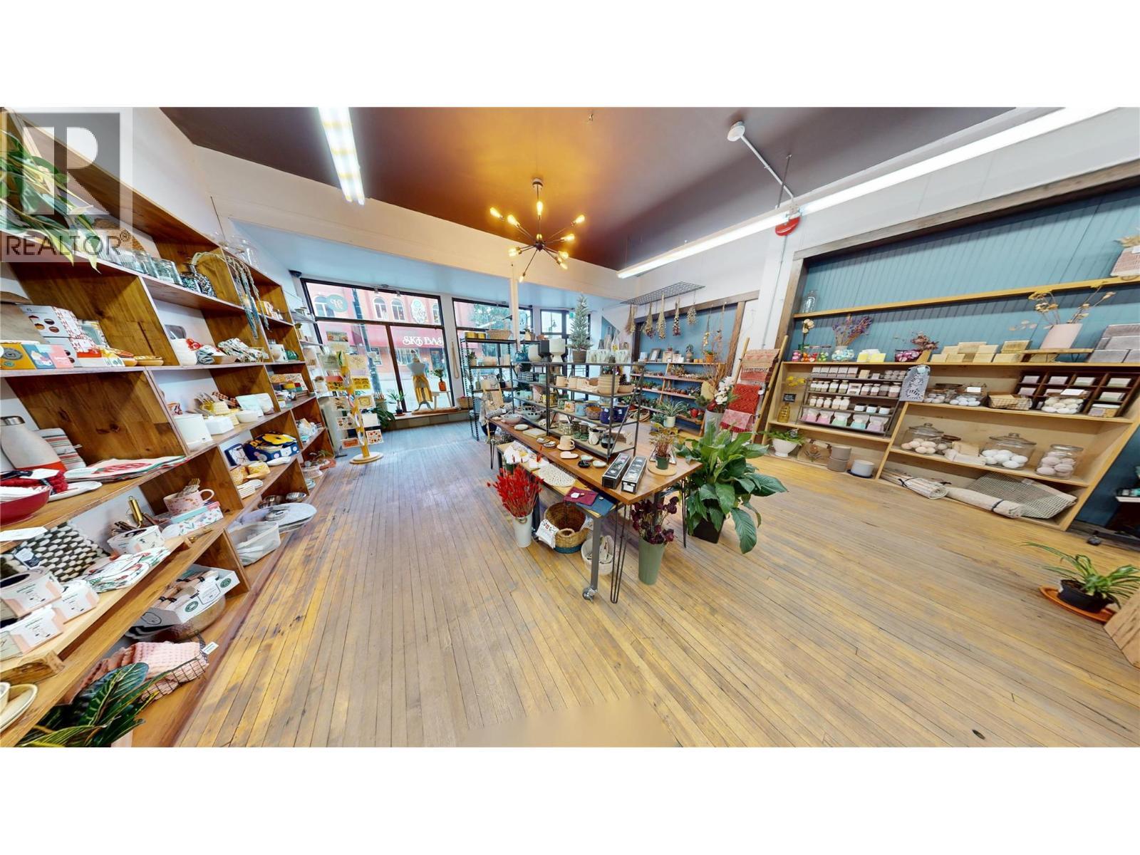 421C 2Nd Avenue, Fernie, BC