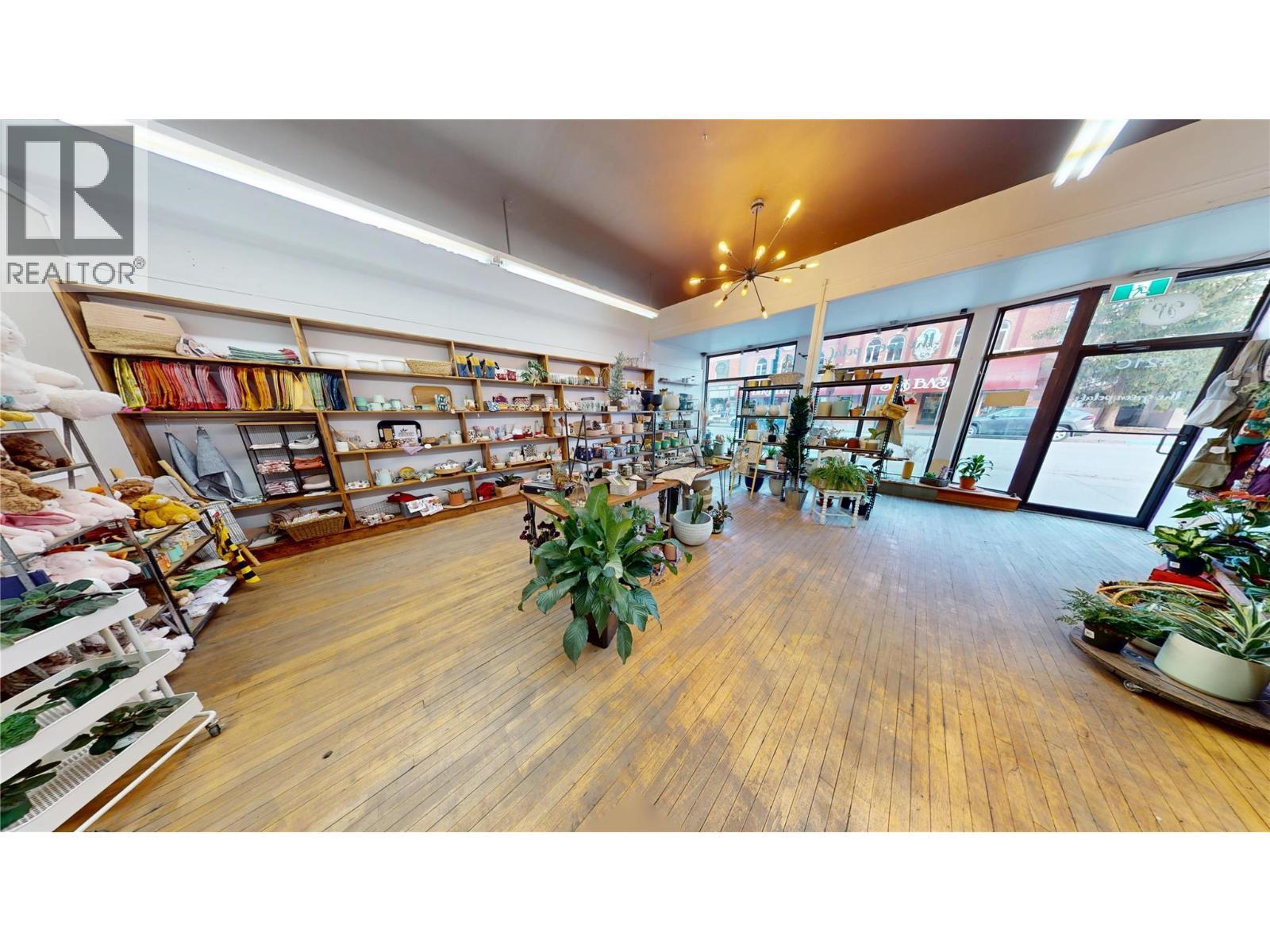 421C 2Nd Avenue, Fernie, BC