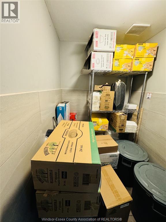 2130 Wyandotte Street West, Windsor, ON