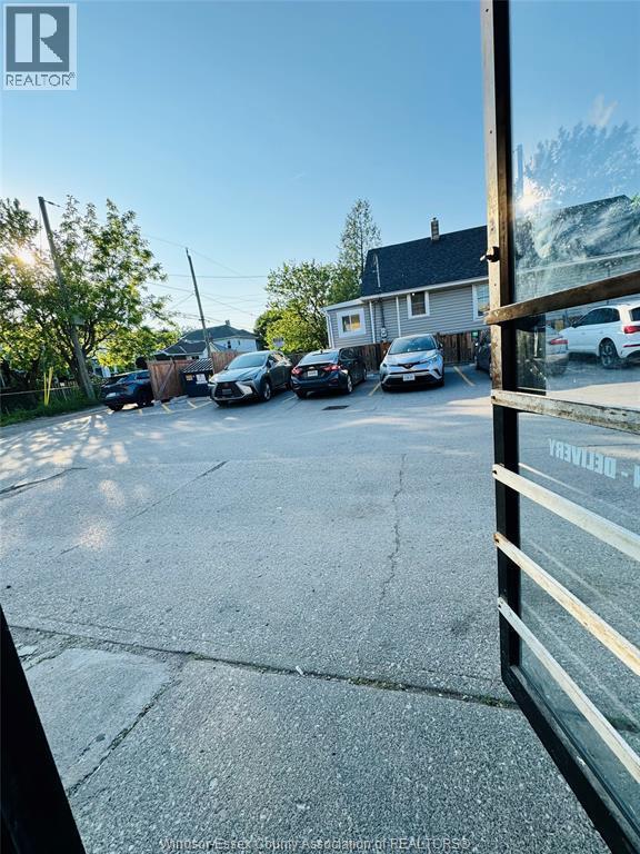 2130 Wyandotte Street West, Windsor, ON