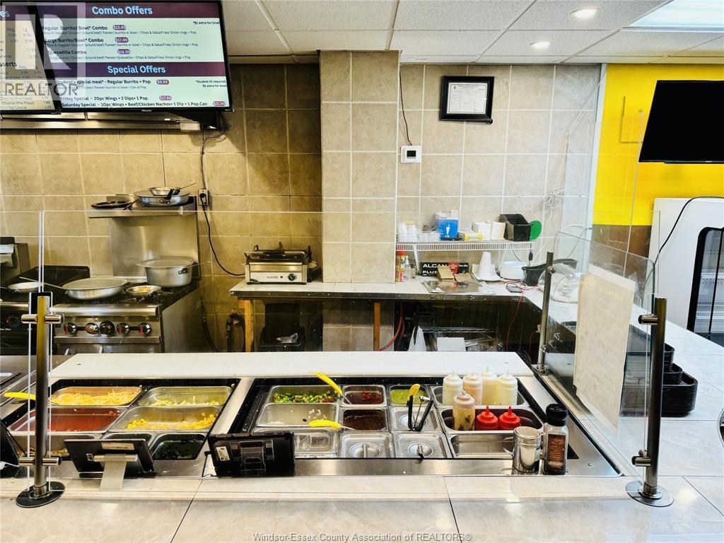 2130 Wyandotte Street West, Windsor, ON