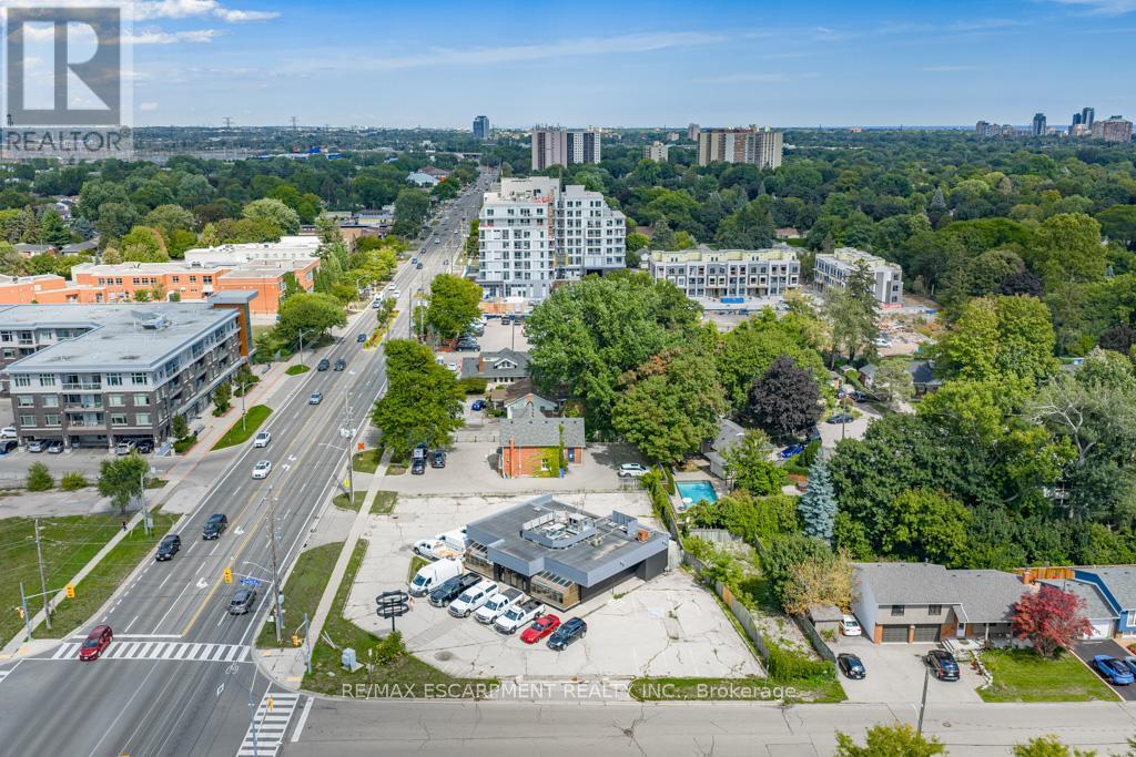 434 Plains Road E, Burlington, ON