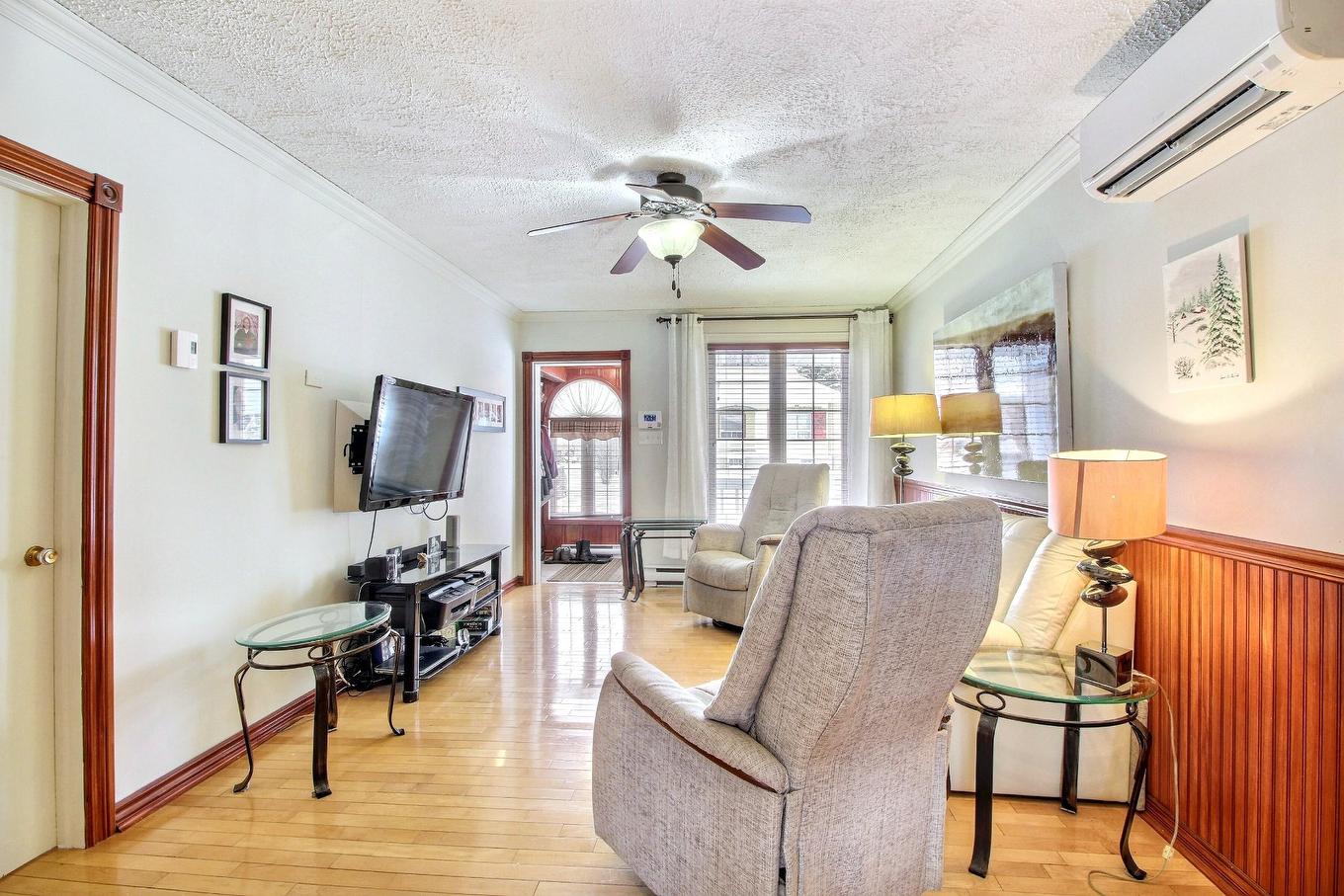 Salon - 188 14E Rue, Rouyn-Noranda, QC - Indoor