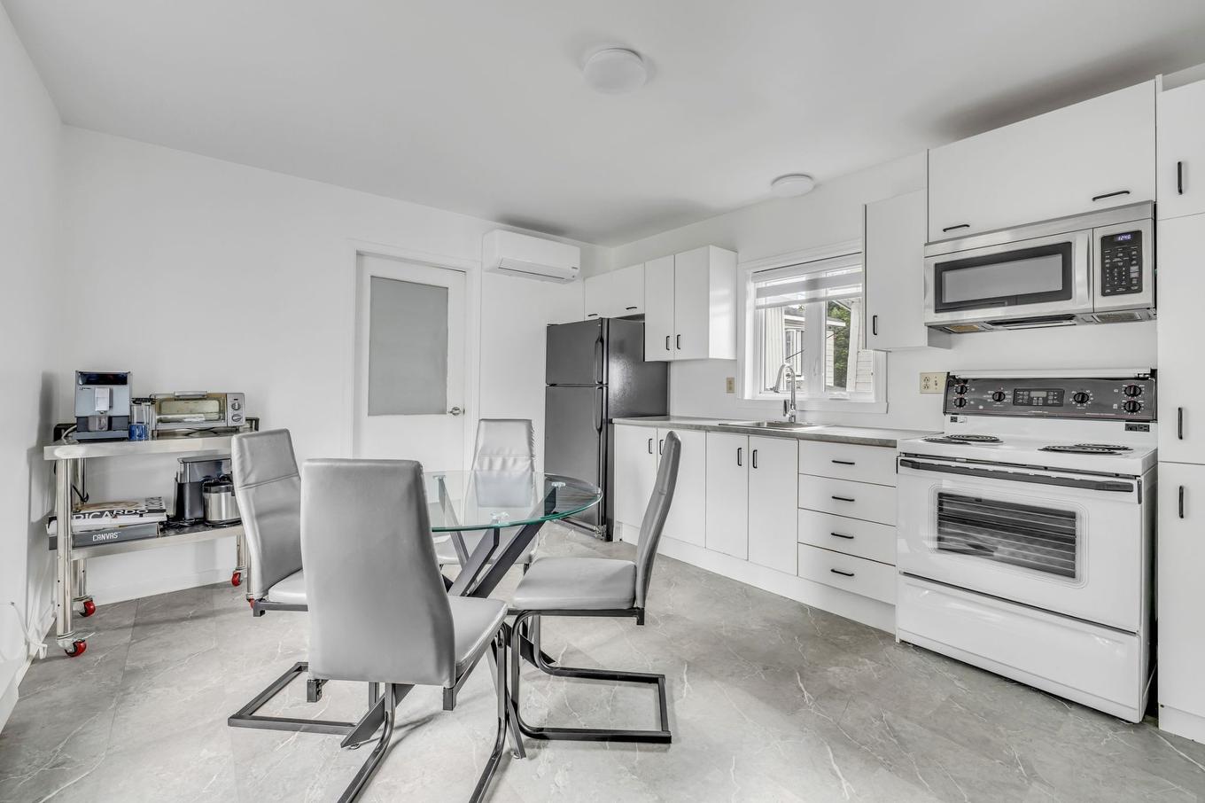 Cuisine - 19 Rue Pierre-Bouchard, Lévis (Desjardins), QC - Indoor Photo Showing Kitchen