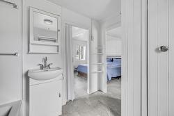 Ensuite bathroom -