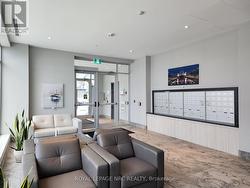 Front Lobby/Mailboxe -