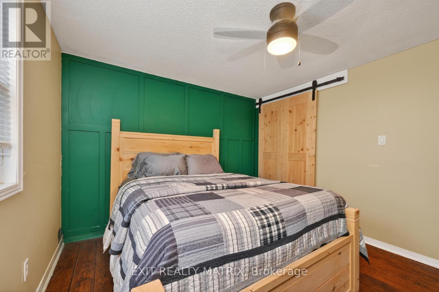19 Mclennan Way, Ottawa, ON - Indoor Photo Showing Bedroom