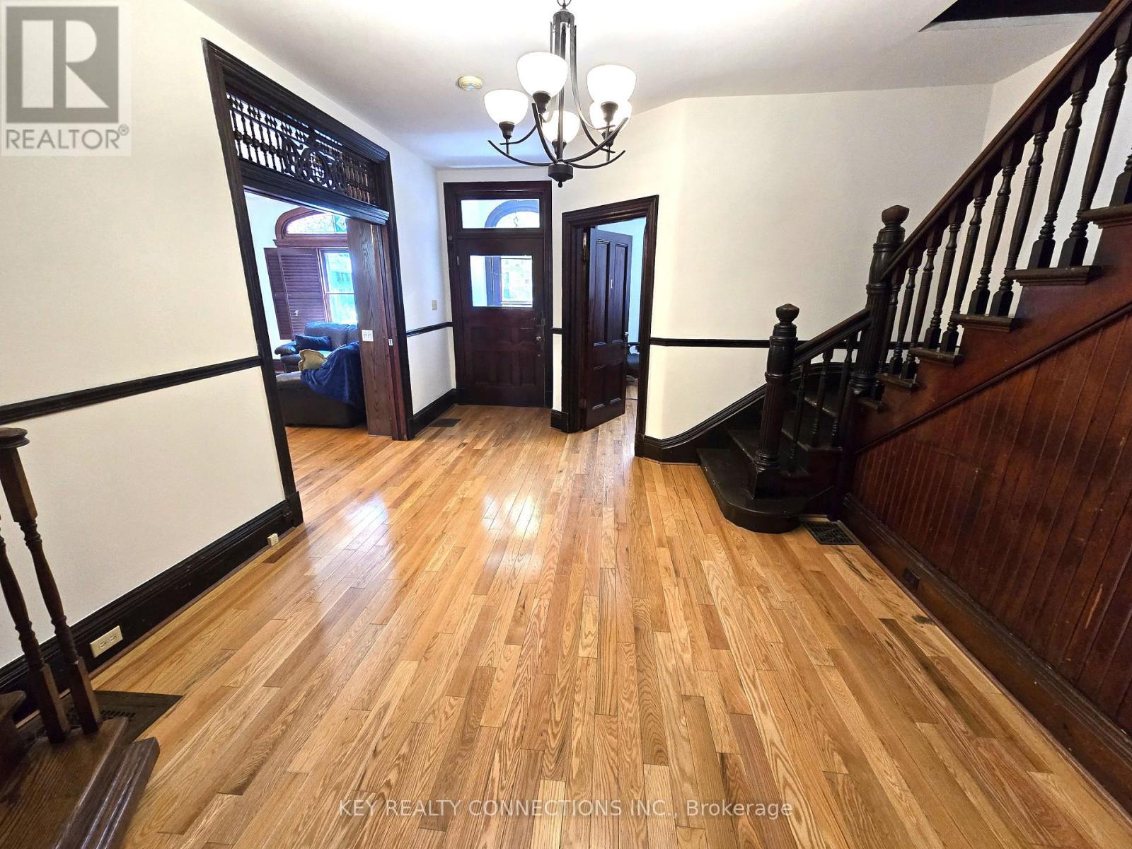 Main floor foyer - 208 King Street E, Kingston, ON - Indoor Photo Showing Other Room