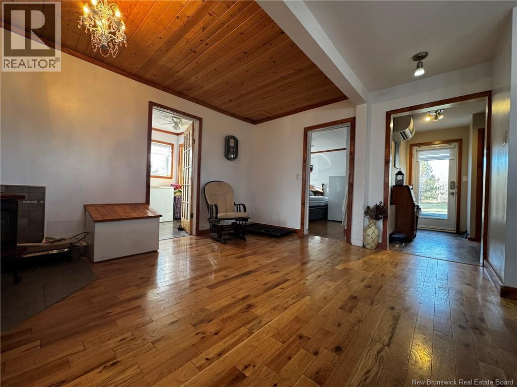 197 Rue Principale, Neguac, NB - Indoor Photo Showing Other Room