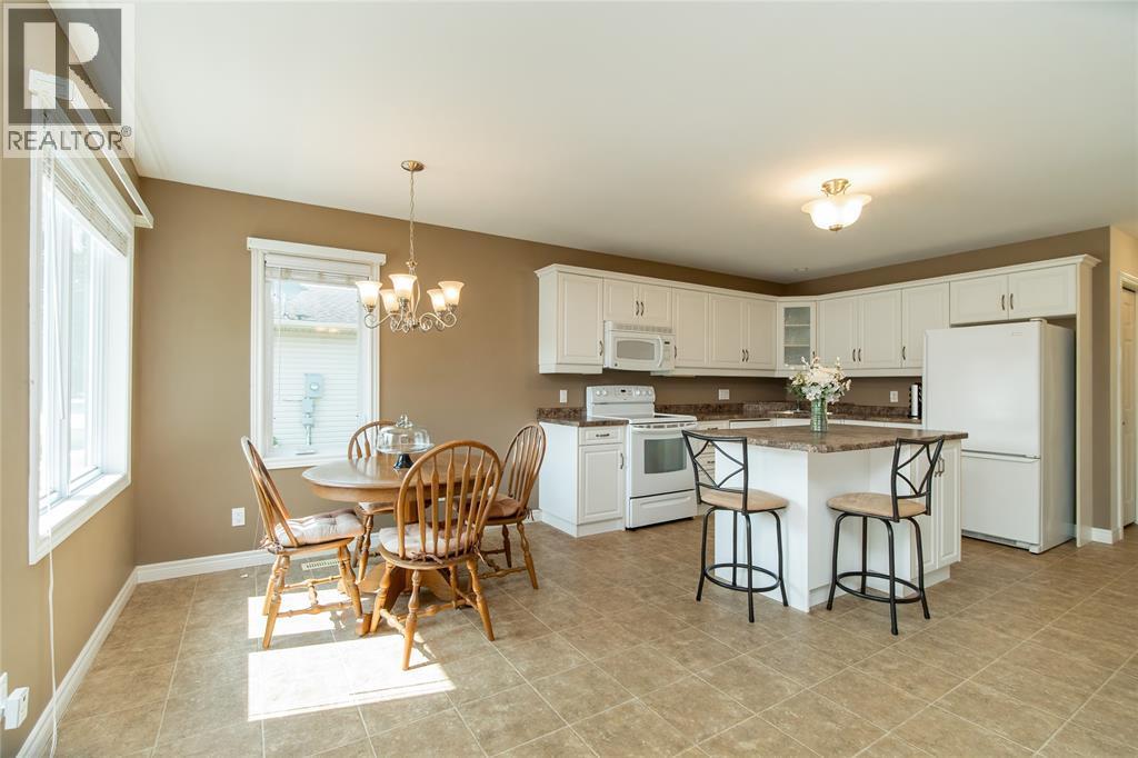 1940 London Line Unit# 207, Sarnia, ON - Indoor