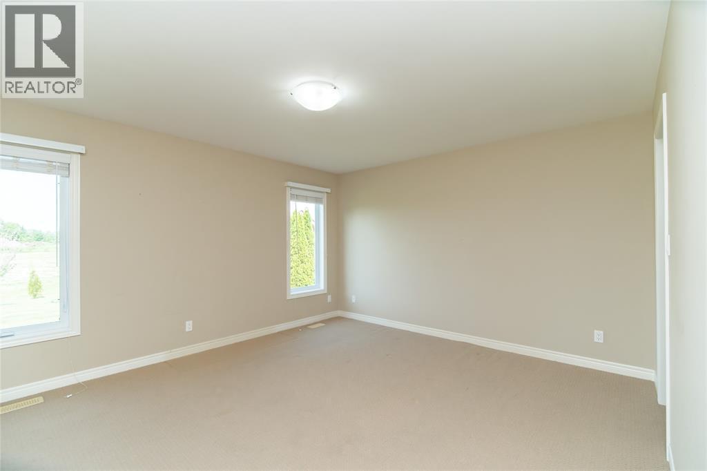 1940 London Line Unit# 207, Sarnia, ON - Indoor Photo Showing Other Room