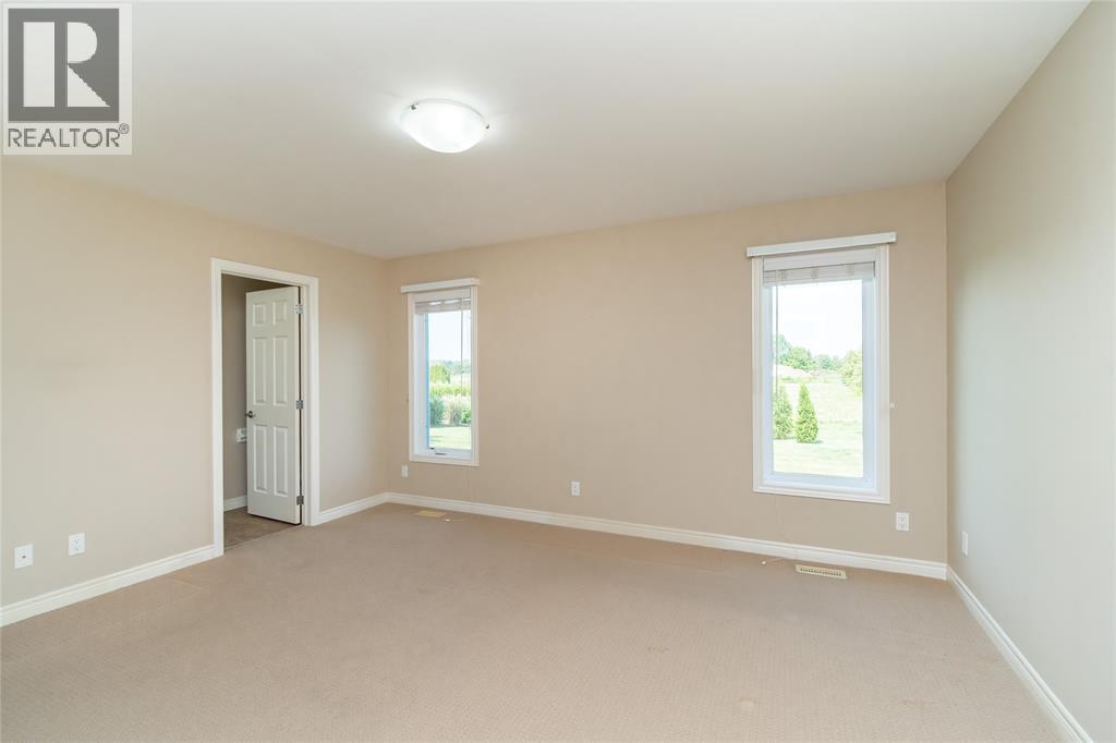 1940 London Line Unit# 207, Sarnia, ON - Indoor Photo Showing Other Room