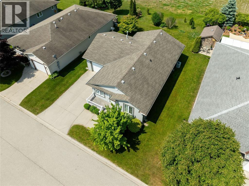 1940 London Line Unit# 207, Sarnia, ON - Outdoor