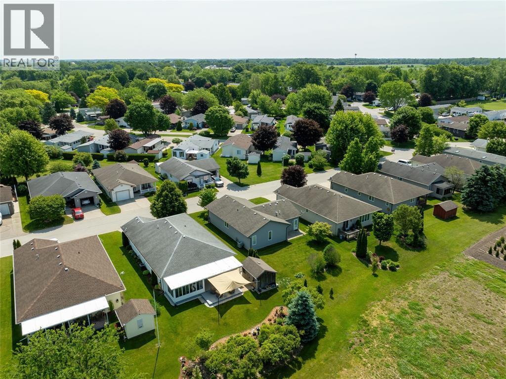 1940 London Line Unit# 207, Sarnia, ON - Outdoor With View