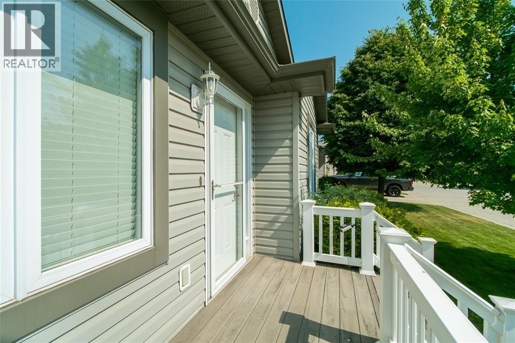 1940 London Line Unit# 207, Sarnia, ON - Outdoor With Deck Patio Veranda With Exterior