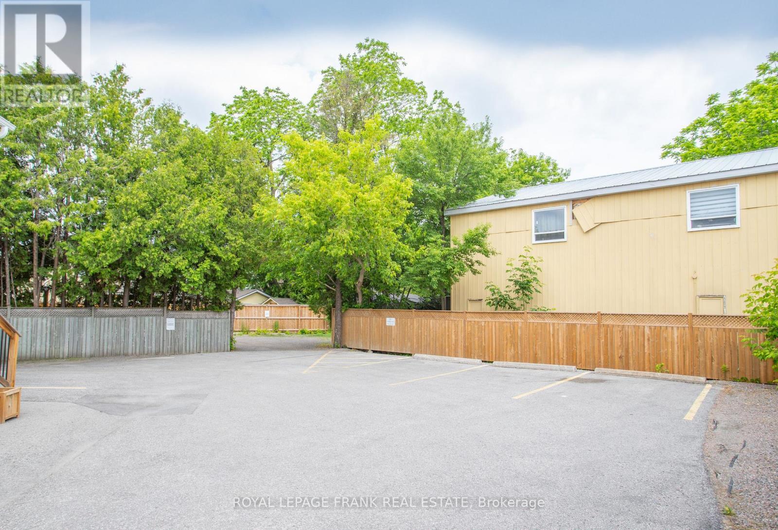 25 Wilbur Avenue, Scugog (Port Perry), ON