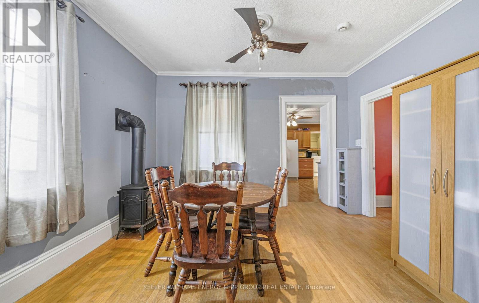 61 Wellington Street, Clarington (Bowmanville), ON - Indoor Photo Showing Dining Room