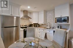 lower kitchen -