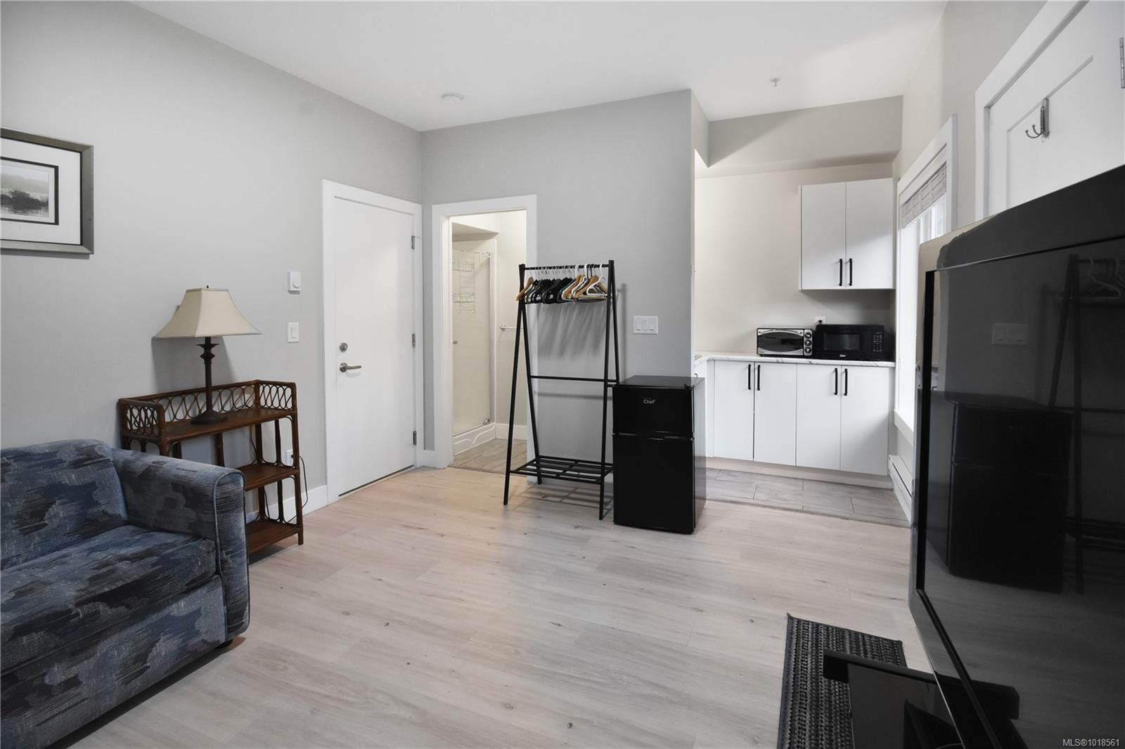 101-253 Victoria Rd, Nanaimo, BC