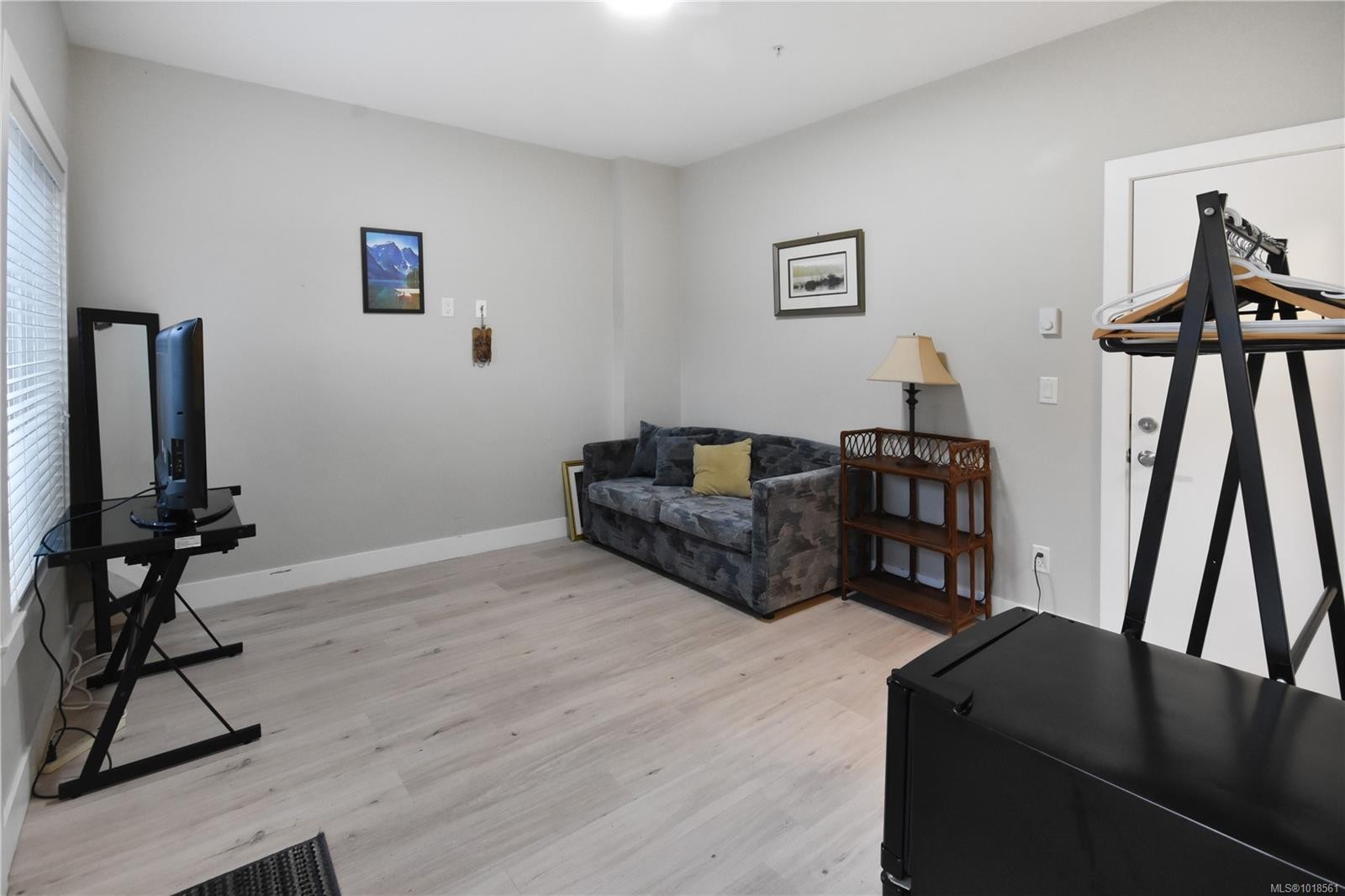 101-253 Victoria Rd, Nanaimo, BC