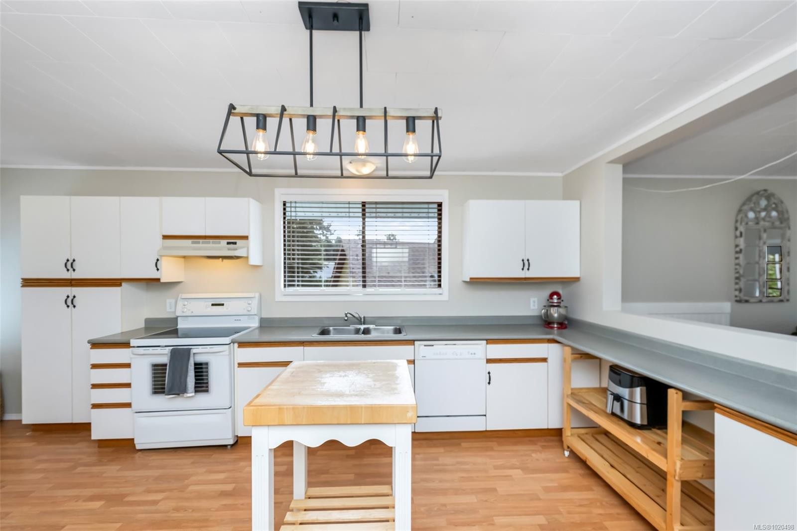 10684 Alder Cres, Youbou, BC