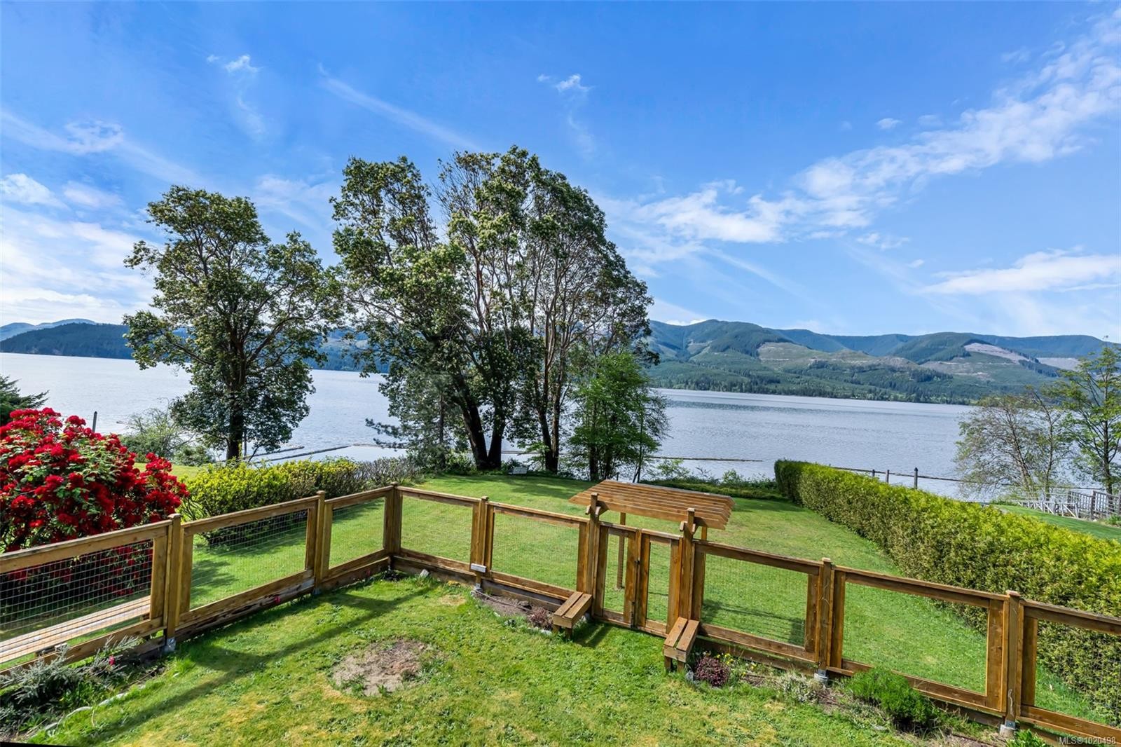 10684 Alder Cres, Youbou, BC