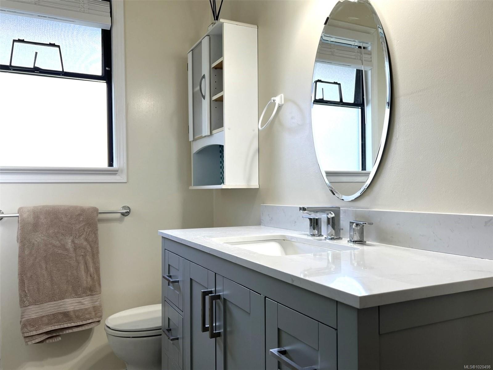 10684 Alder Cres, Youbou, BC