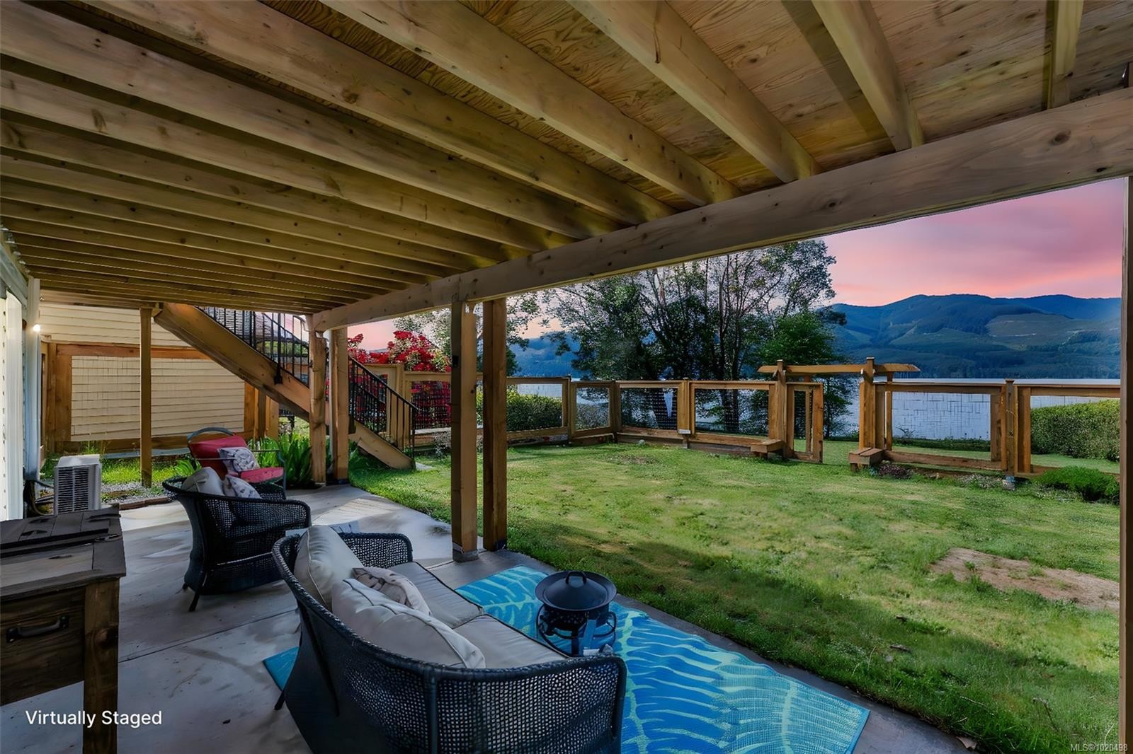 10684 Alder Cres, Youbou, BC