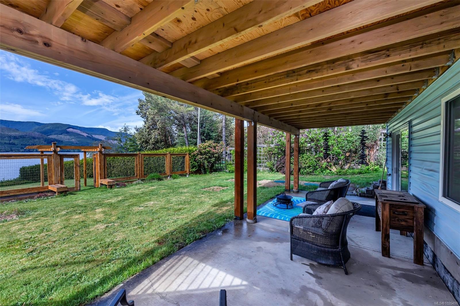 10684 Alder Cres, Youbou, BC