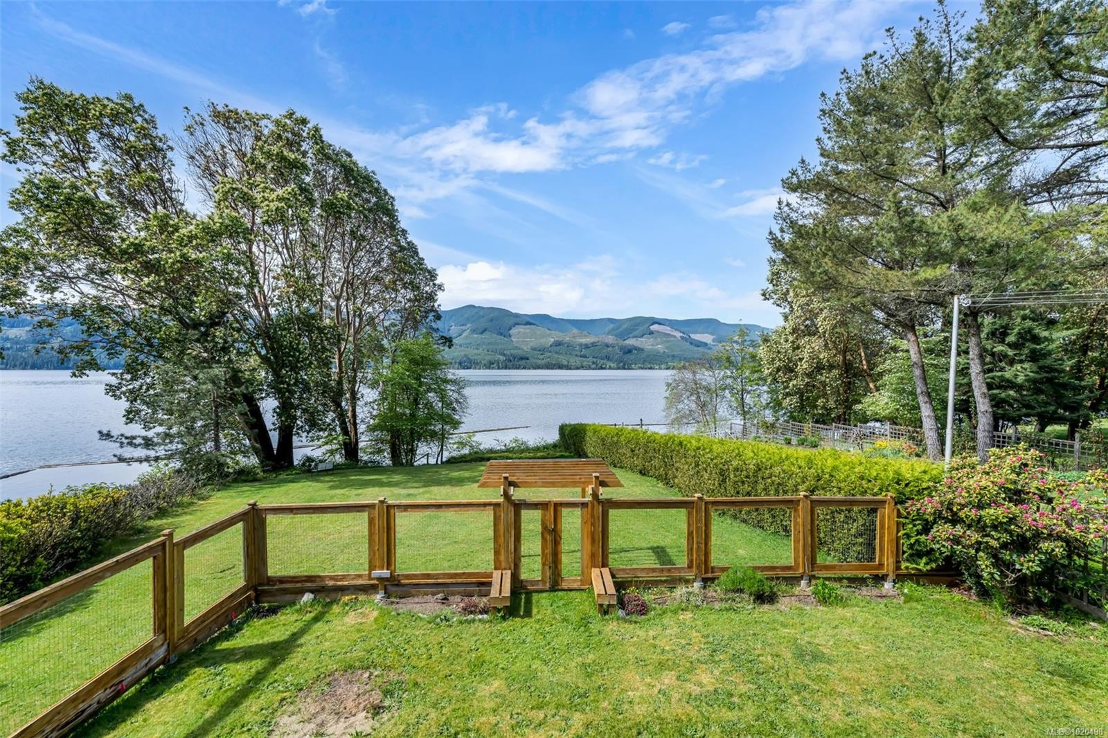 10684 Alder Cres, Youbou, BC