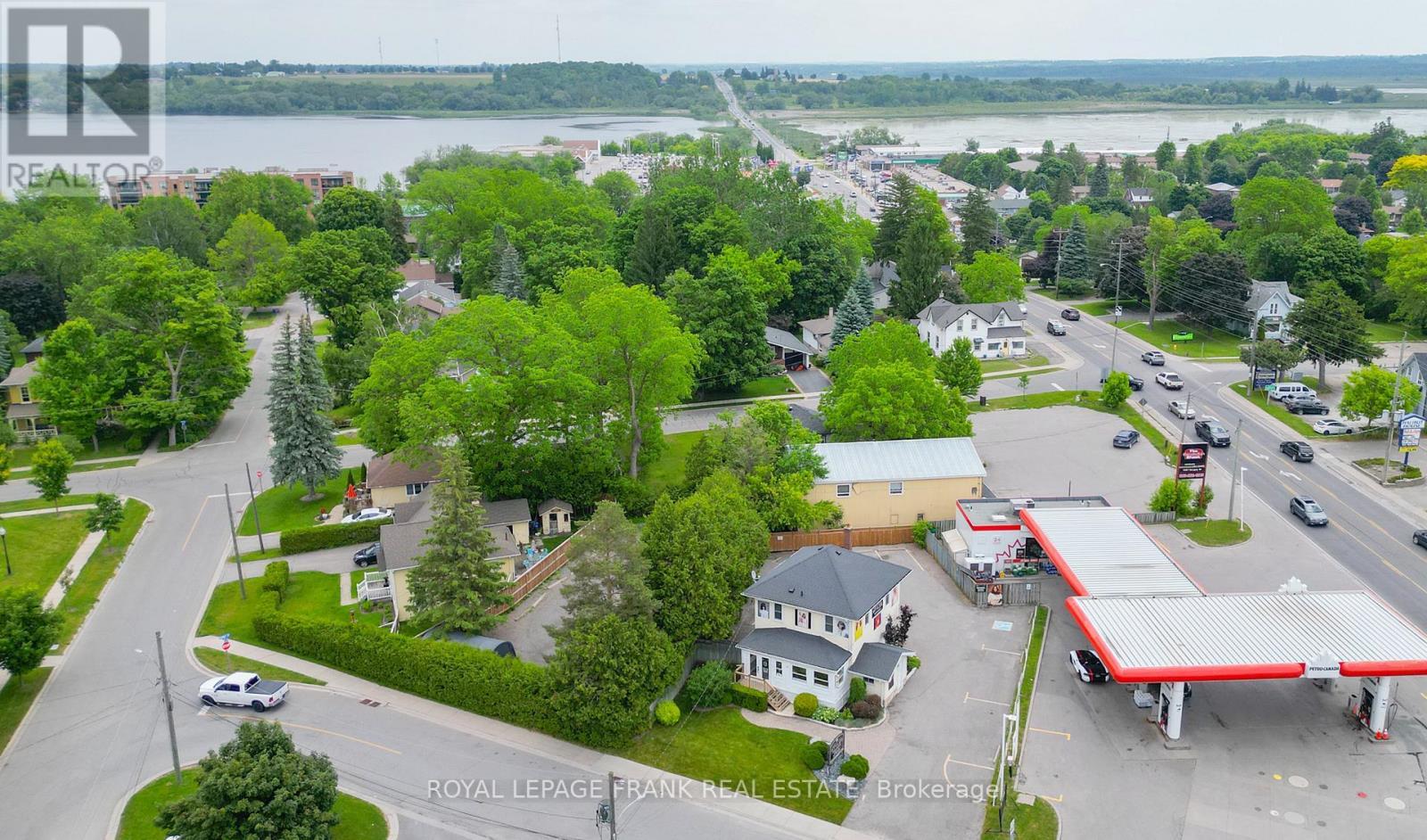 21 Wilbur Avenue, Scugog (Port Perry), ON