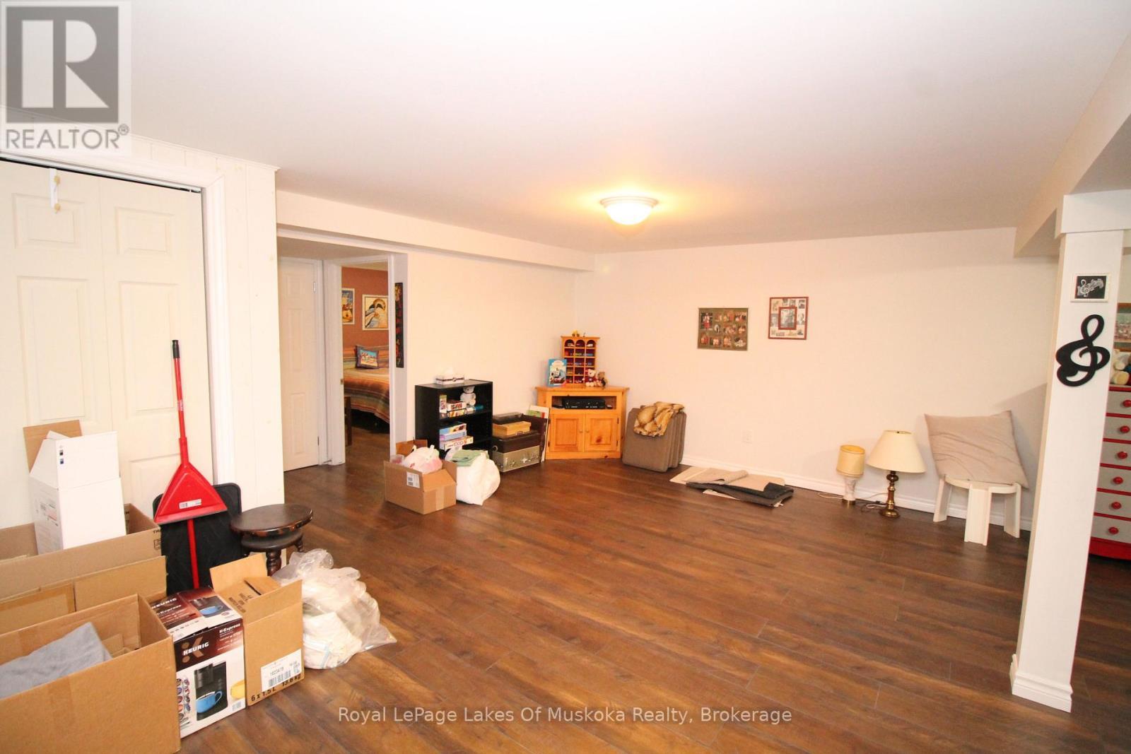 142 Pineridge Gate, Gravenhurst (Muskoka (S)), ON - Indoor