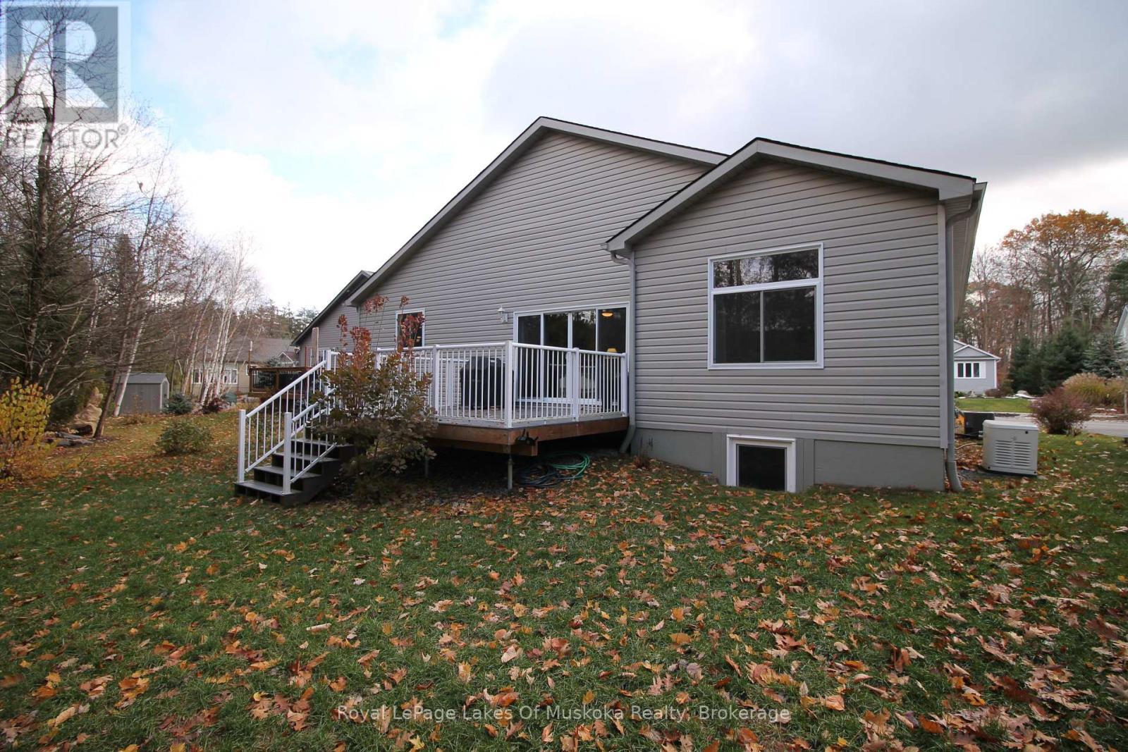 142 Pineridge Gate, Gravenhurst (Muskoka (S)), ON - Outdoor