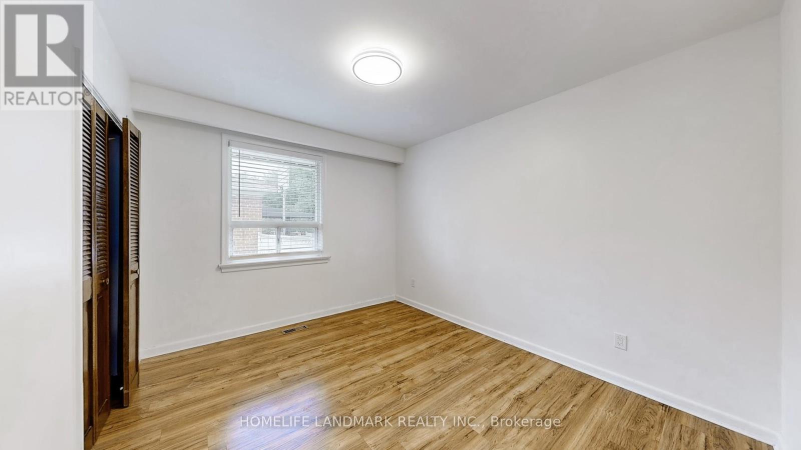 365 Osiris Drive, Richmond Hill, ON - Indoor Photo Showing Other Room