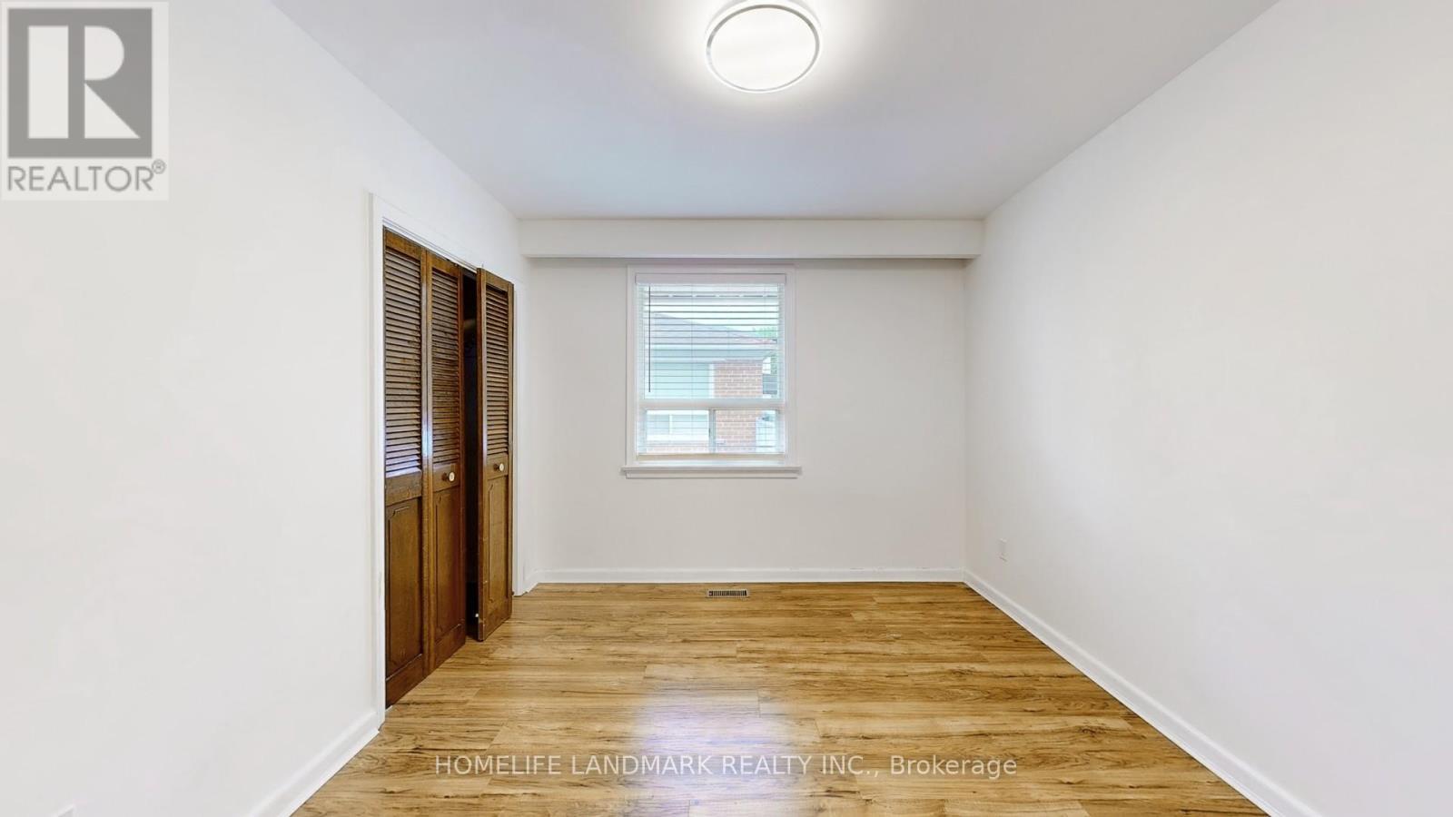 365 Osiris Drive, Richmond Hill, ON - Indoor Photo Showing Other Room