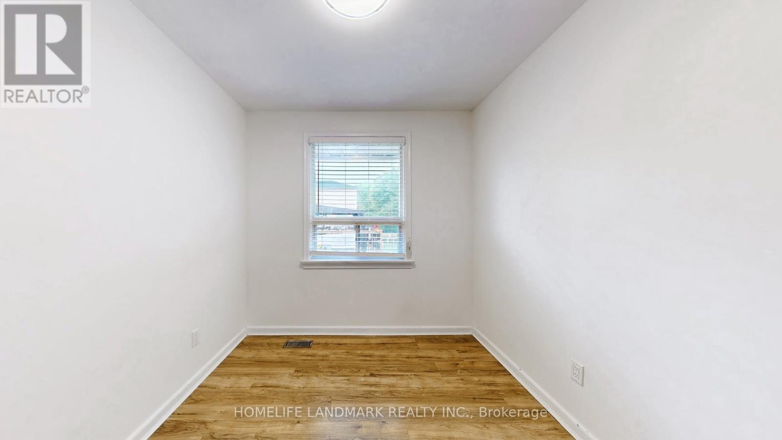 365 Osiris Drive, Richmond Hill, ON - Indoor Photo Showing Other Room