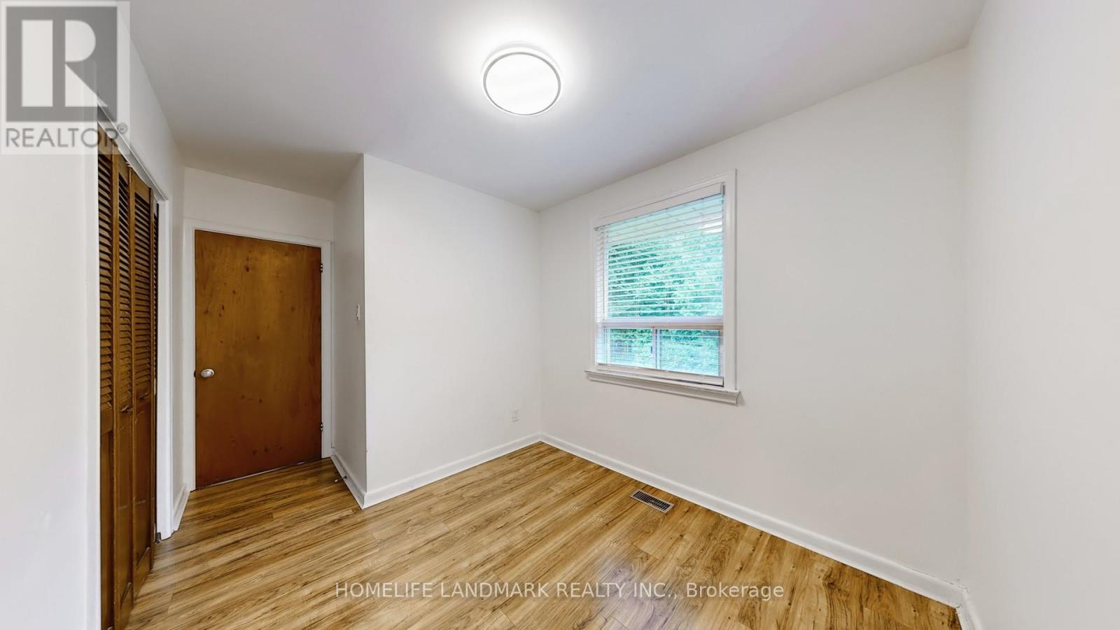 365 Osiris Drive, Richmond Hill, ON - Indoor Photo Showing Other Room