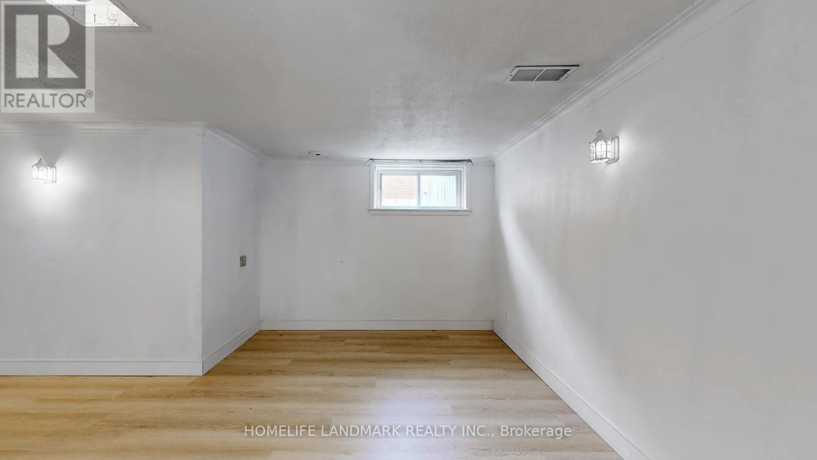 365 Osiris Drive, Richmond Hill, ON - Indoor Photo Showing Other Room