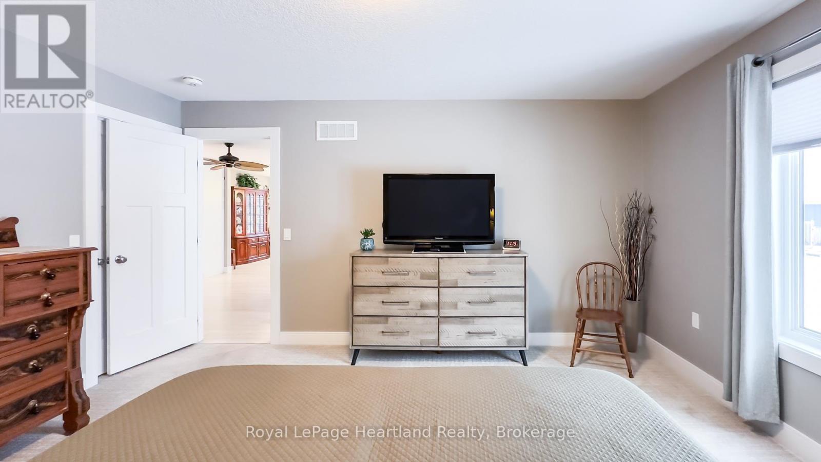 5 Windward Way N, Ashfield-Colborne-Wawanosh (Colborne), ON - Indoor Photo Showing Bedroom