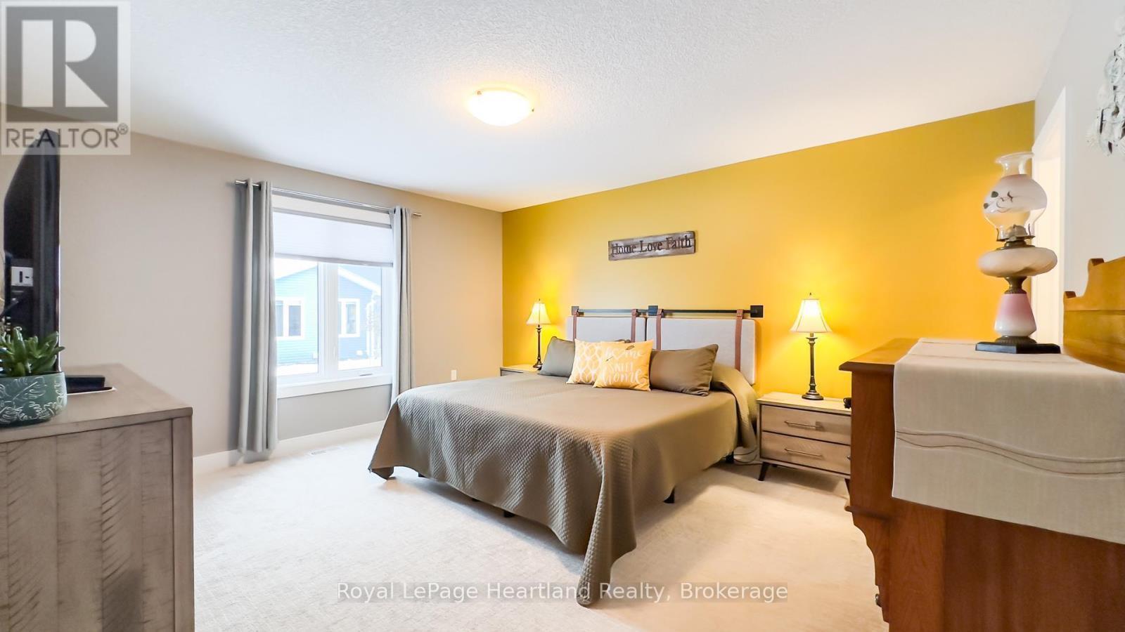 5 Windward Way N, Ashfield-Colborne-Wawanosh (Colborne), ON - Indoor Photo Showing Bedroom