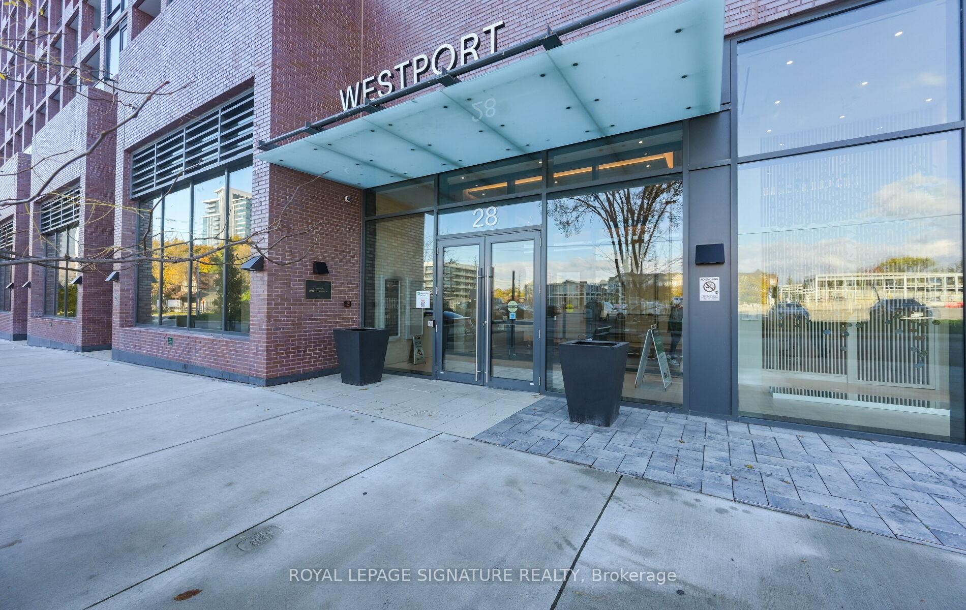 618-28 Ann Street, Mississauga, ON - Outdoor