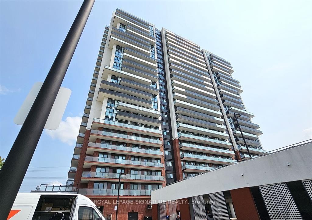 2007-2550 Simcoe Street N, Oshawa, ON - Outdoor With Balcony With Facade