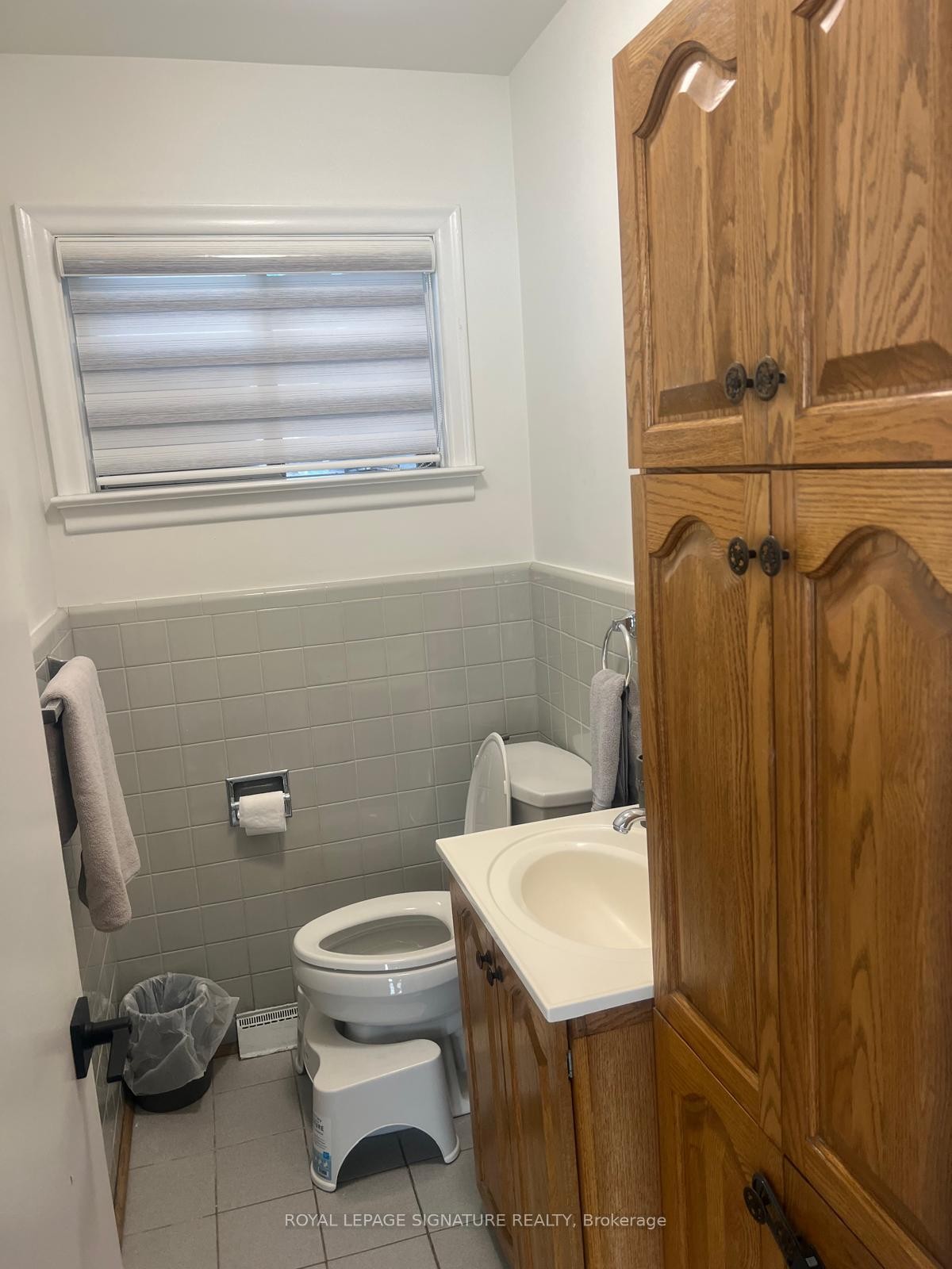 1410 Larchview Trail, Mississauga, ON - Indoor Photo Showing Bathroom