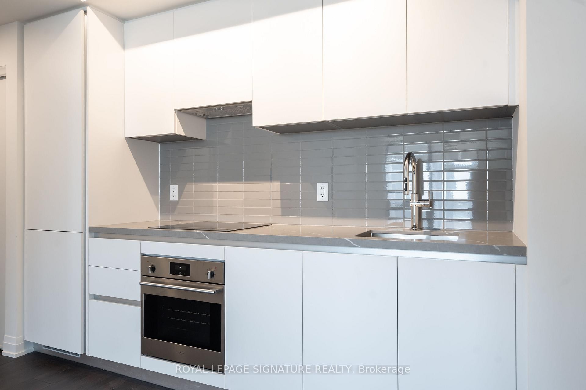 2606-4015 The Exchange N/A, Mississauga, ON - Indoor Photo Showing Kitchen