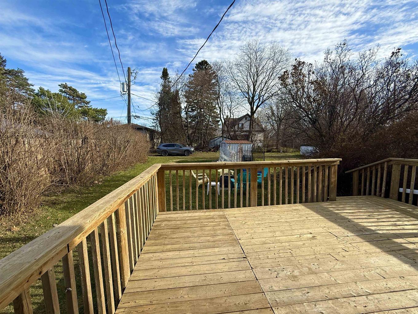 636 Vickers Street N, Thunder Bay, ON - Outdoor With Deck Patio Veranda