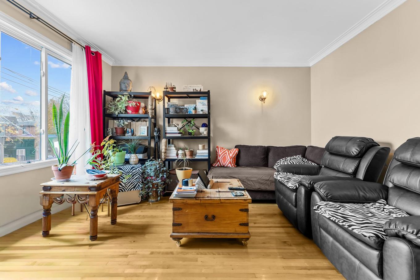 Living room - 782 - 784 9E Avenue, Montréal (Lachine), QC - Indoor Photo Showing Living Room